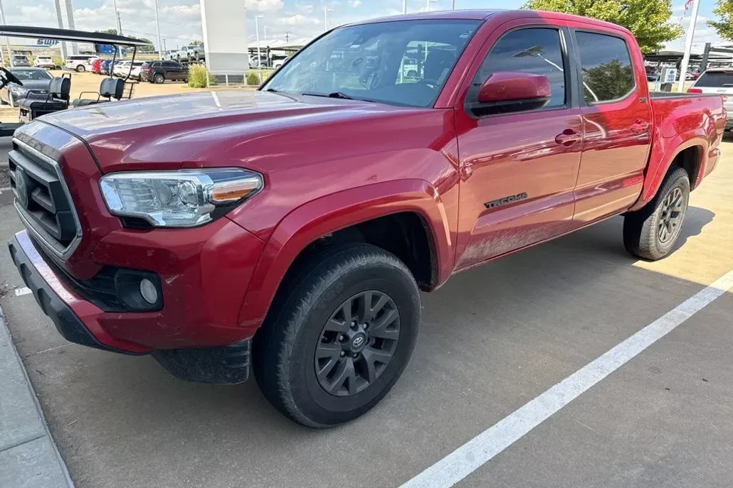 2021 Toyota Tacoma SR5 photo 1