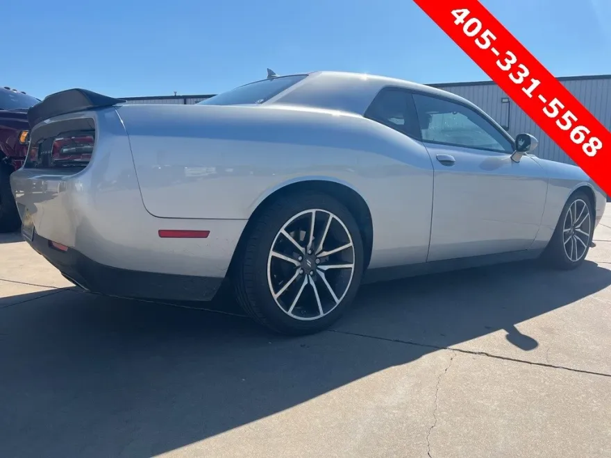 2023 Dodge Challenger GT photo 1