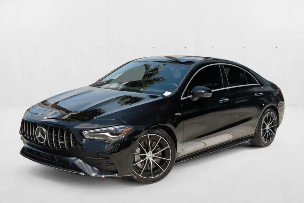 2025 Mercedes Benz CLA 4MATIC photo 1