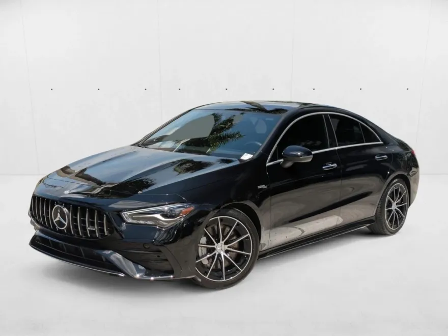 2025 Mercedes Benz CLA 4MATIC photo 1