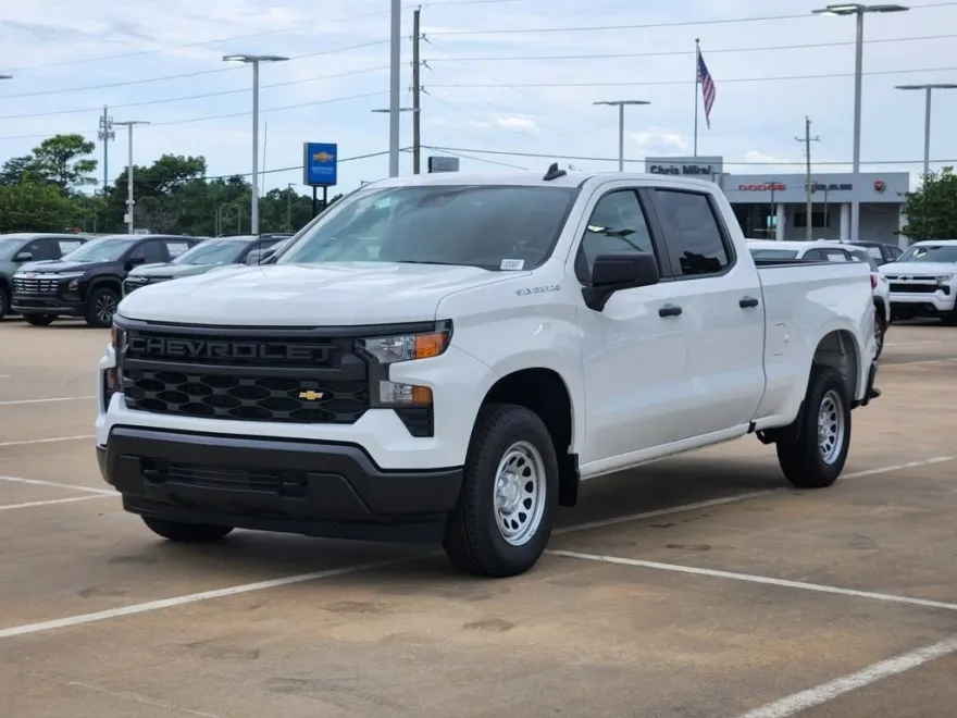 2025 Chevrolet Silverado 1500 photo 1