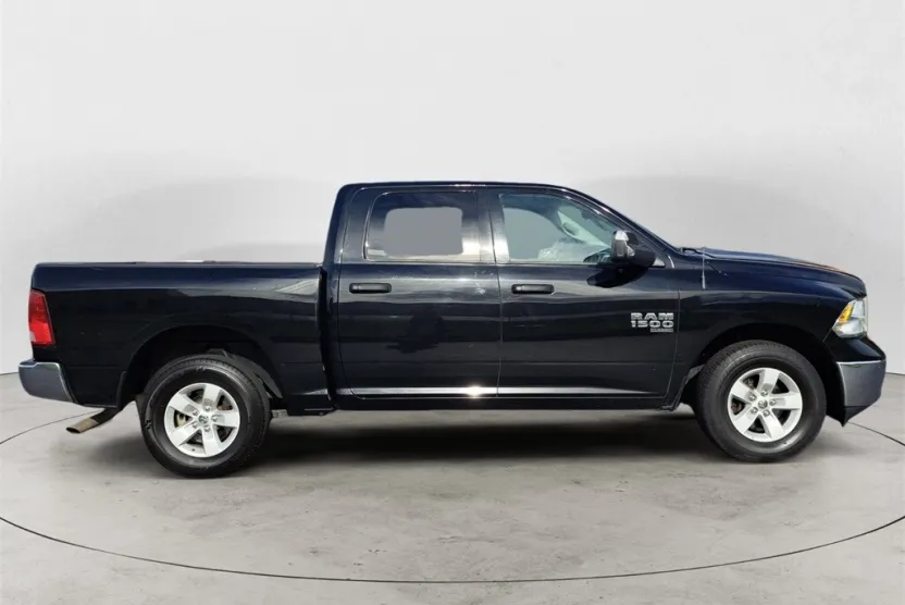 2023 Ram 1500 Classic SLT photo 1