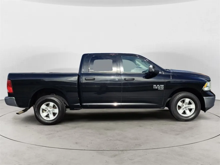 2023 Ram 1500 Classic SLT photo 1