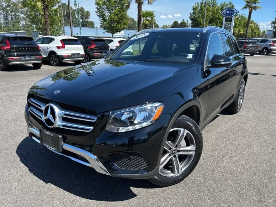 2018 Mercedes Benz GLC 300 photo 1