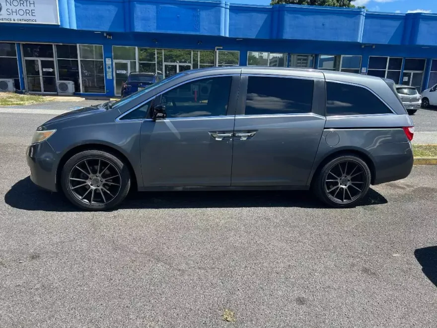 2013 Honda Odyssey EX-L photo 1