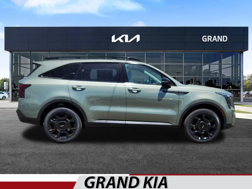 2025 Kia Sorento X-Line EX photo 1