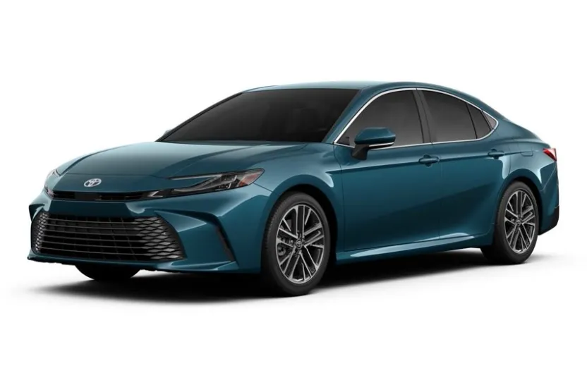 2025 Toyota Camry Hybrid XLE photo 1