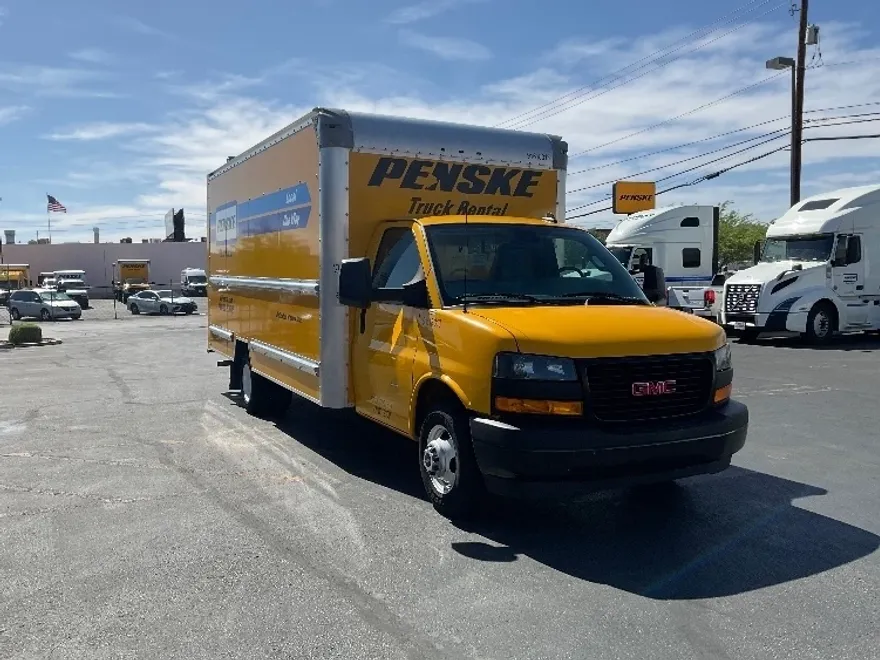 2021 Gmc Savana 3500 Cutaway photo 1