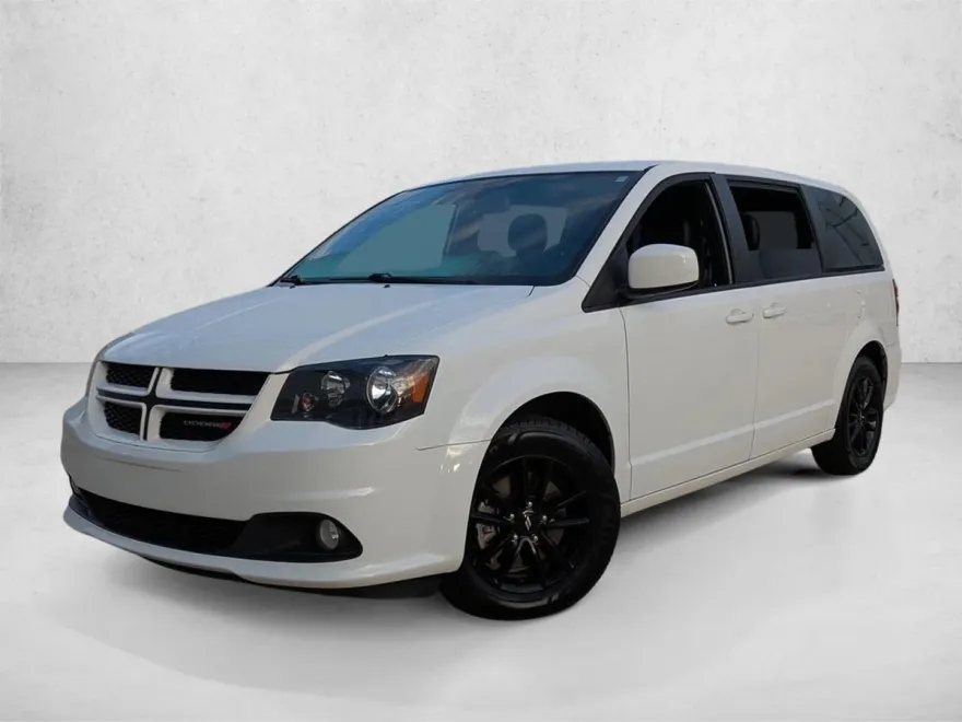 2020 Dodge Grand Caravan GT photo 1