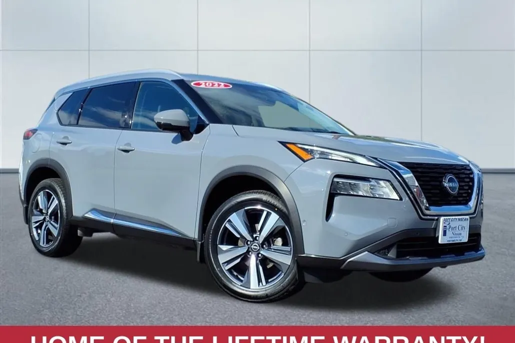 2022 Nissan Rogue SL photo 1