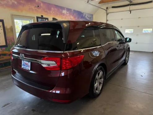 2018 Honda Odyssey EX-L photo 4