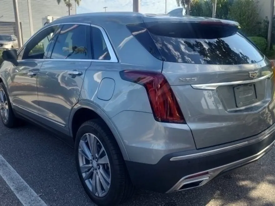2023 Cadillac XT5 Premium Luxury photo 1