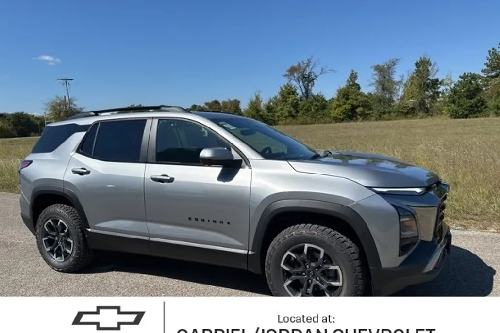 2026 Chevrolet Equinox ACTIV photo 1