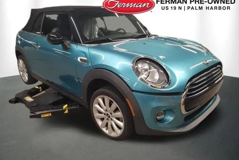 2018 Mini Cooper Convertible photo 1