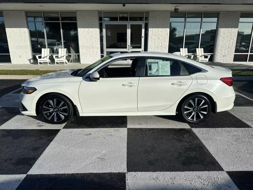 2024 Honda Civic EX photo 1