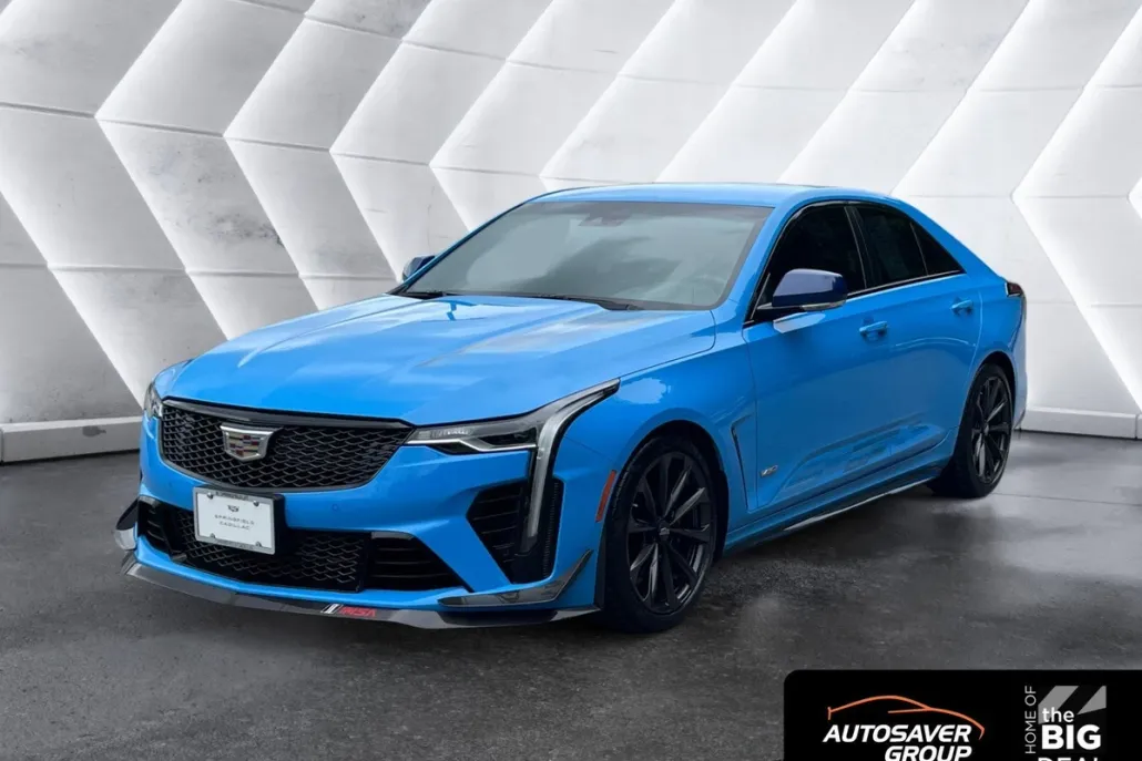 2023 Cadillac CT4 photo 1