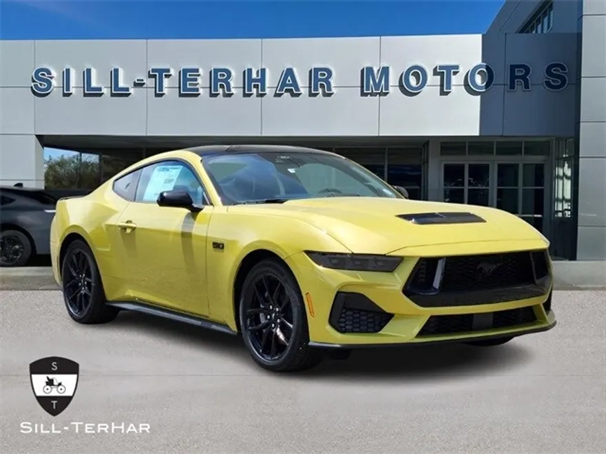 2025 Ford Mustang GT Premium photo 1