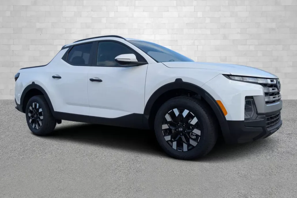 2025 Hyundai Santa Cruz SEL Activity photo 1