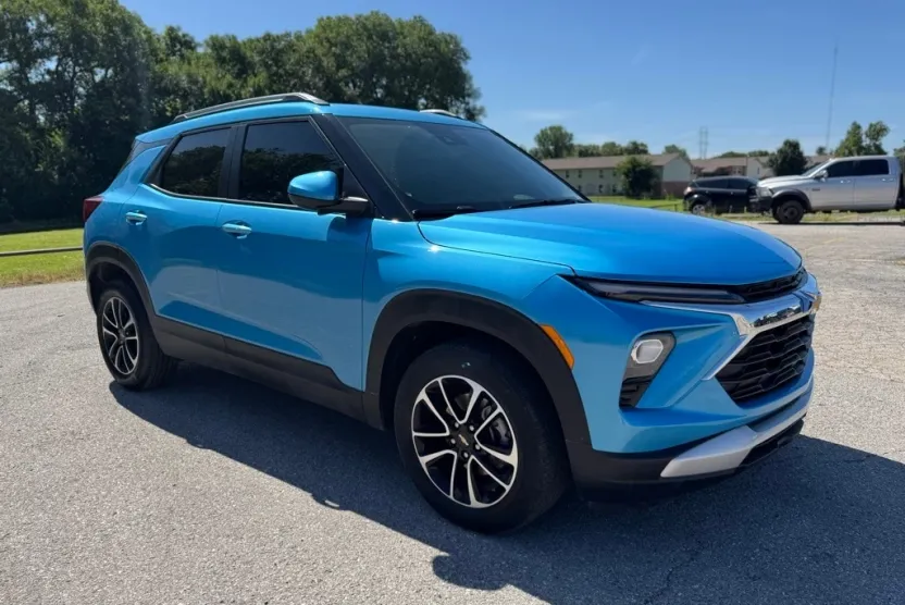 2025 Chevrolet Trailblazer LT photo 1