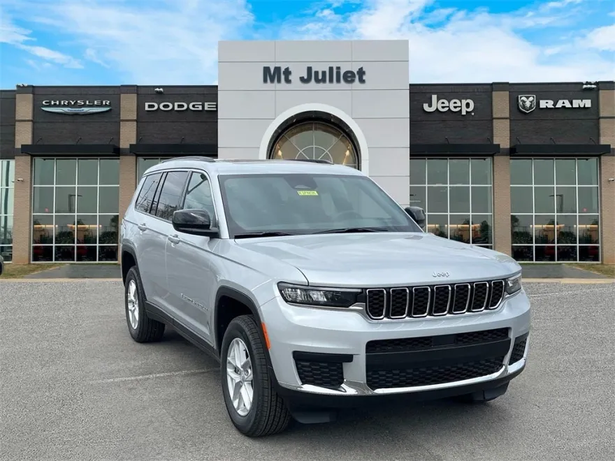 2025 Jeep Grand Cherokee L photo 1