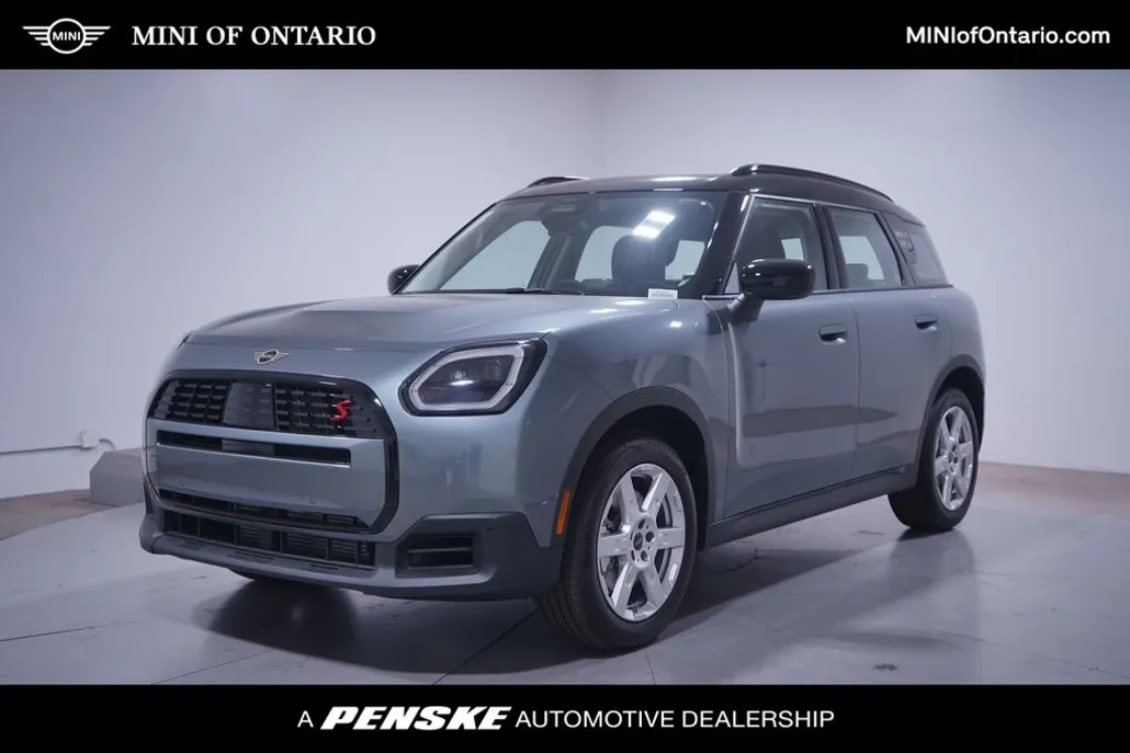 2025 Mini Countryman S ALL4 photo 1