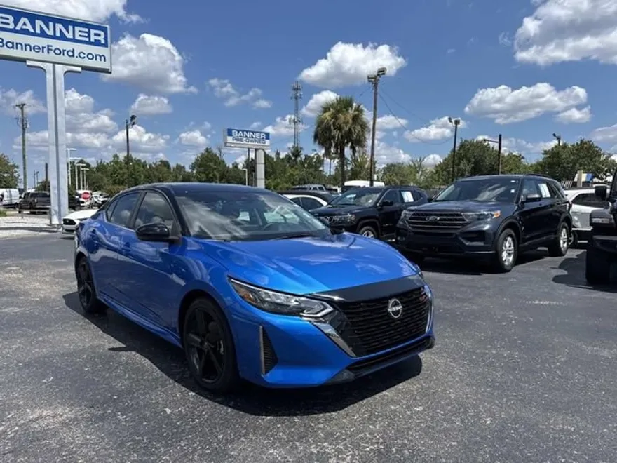 2024 Nissan Sentra SR photo 1
