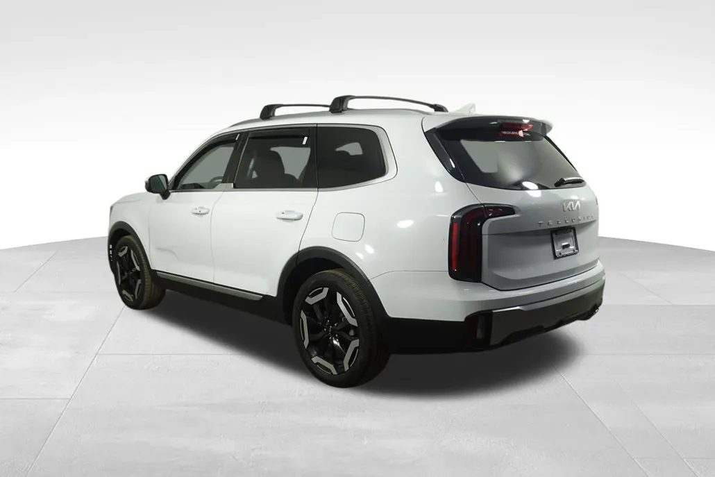2024 Kia Telluride EX photo 1