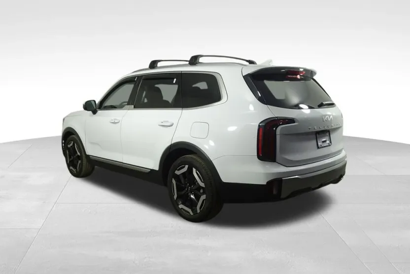 2024 Kia Telluride EX photo 1