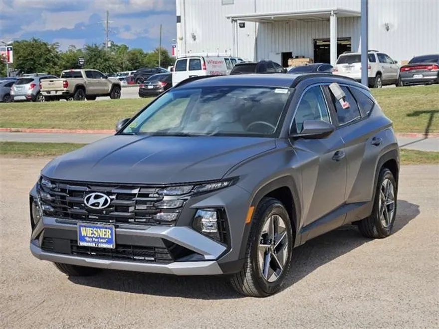 2025 Hyundai Tucson SEL photo 1