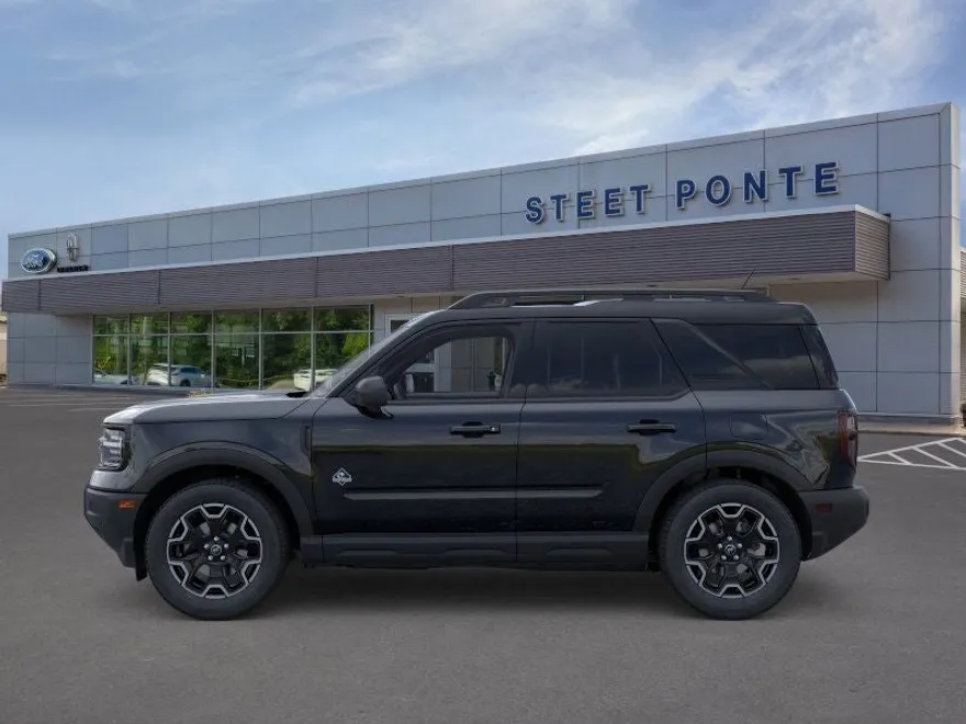 2025 Ford Bronco Sport Outer Banks photo 1