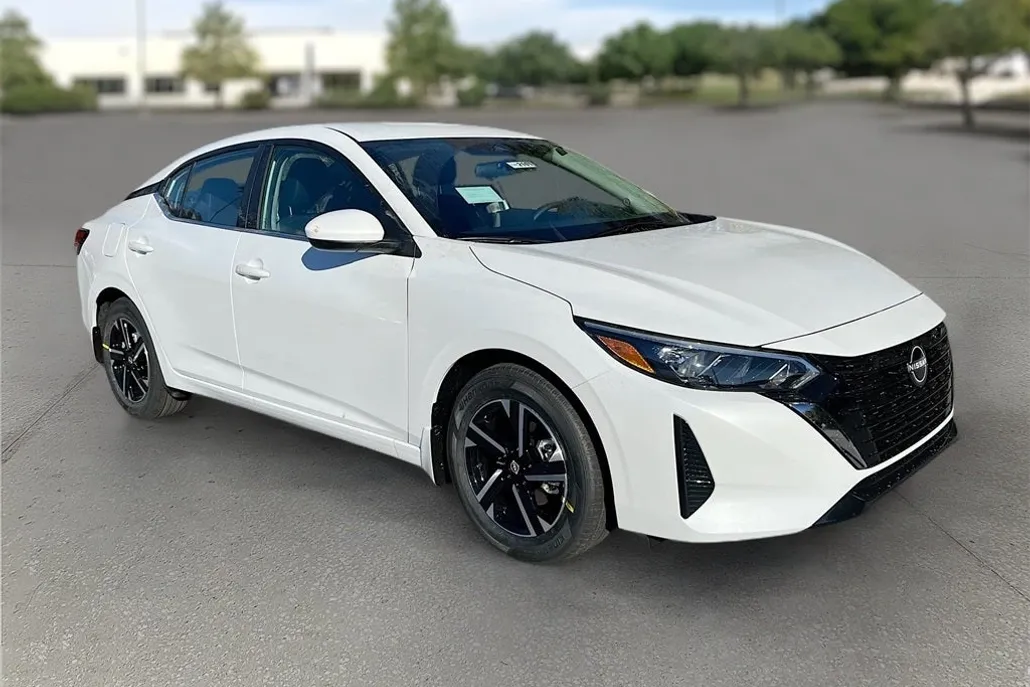 2025 Nissan Sentra SV photo 1