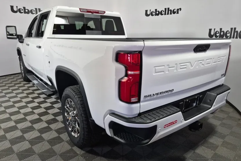 2026 Chevrolet Silverado 2500HD LTZ photo 1
