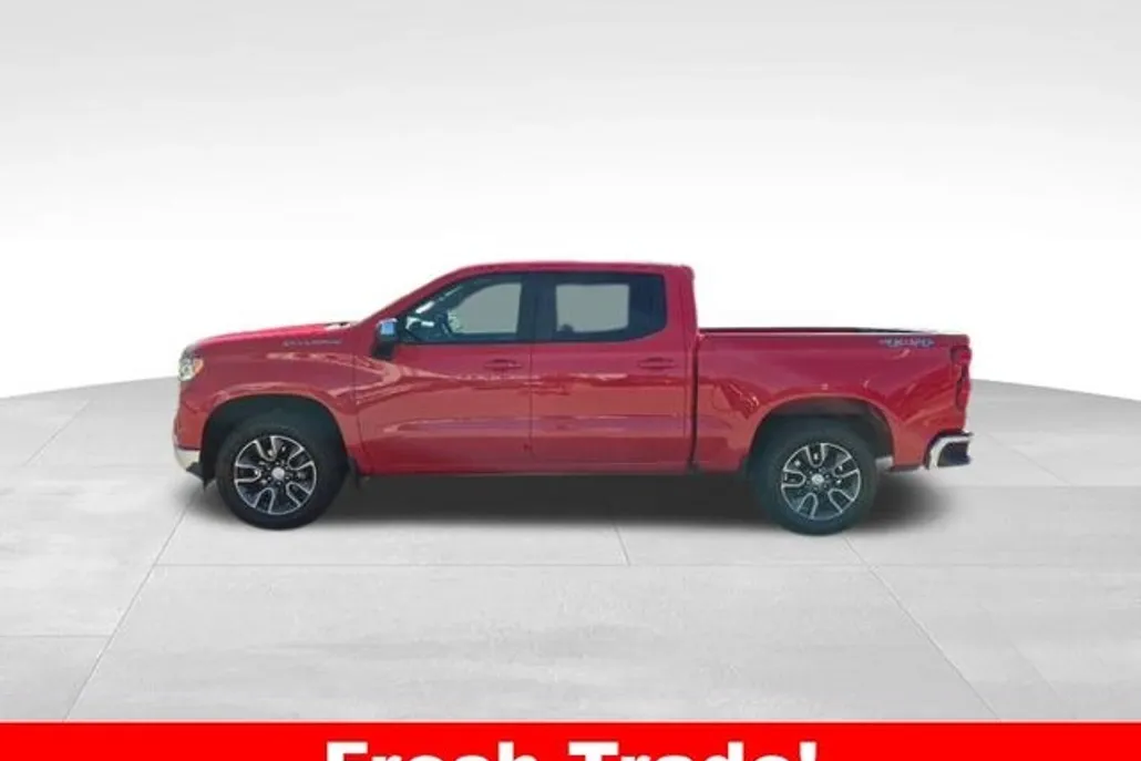 2023 Chevrolet Silverado 1500 LT photo 1
