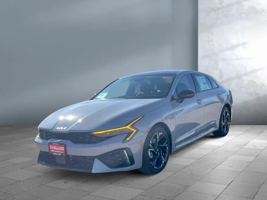 2025 Kia K5 GT-Line photo 1
