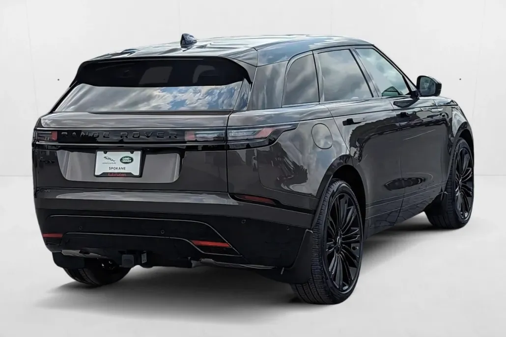 2026 Land Rover Range Rover Velar SE photo 1