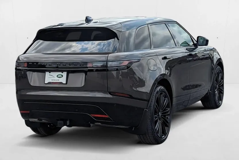 2026 Land Rover Range Rover Velar SE photo 1