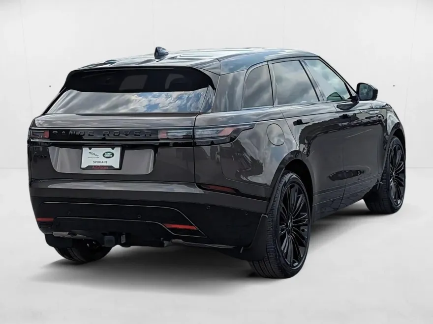 2026 Land Rover Range Rover Velar SE photo 1