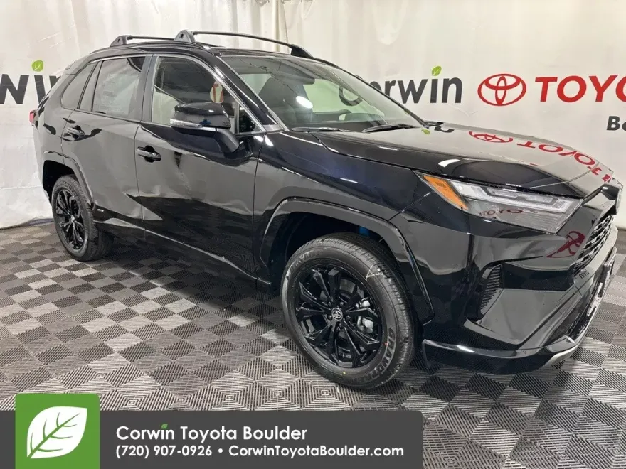 2025 Toyota RAV4 Hybrid SE photo 1