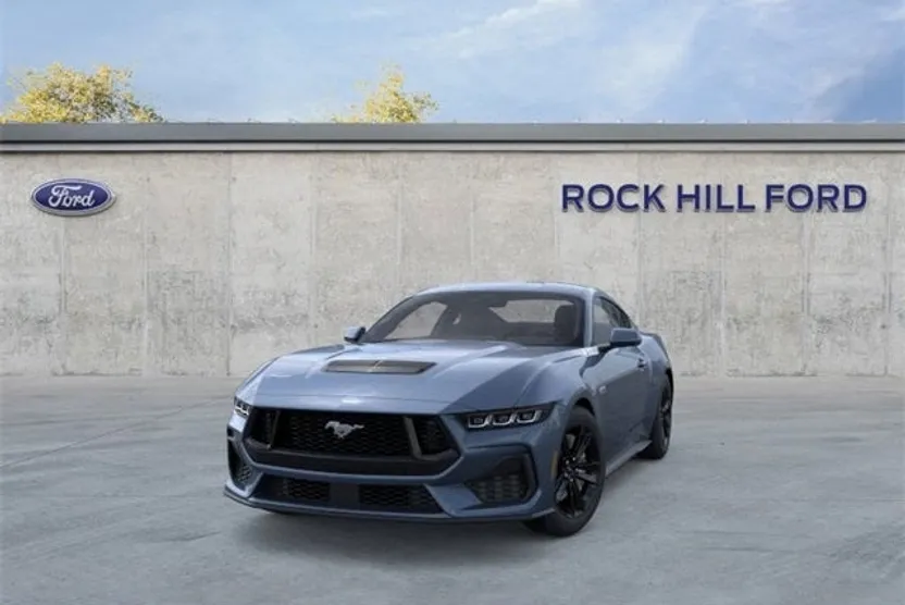 2025 Ford Mustang GT photo 1