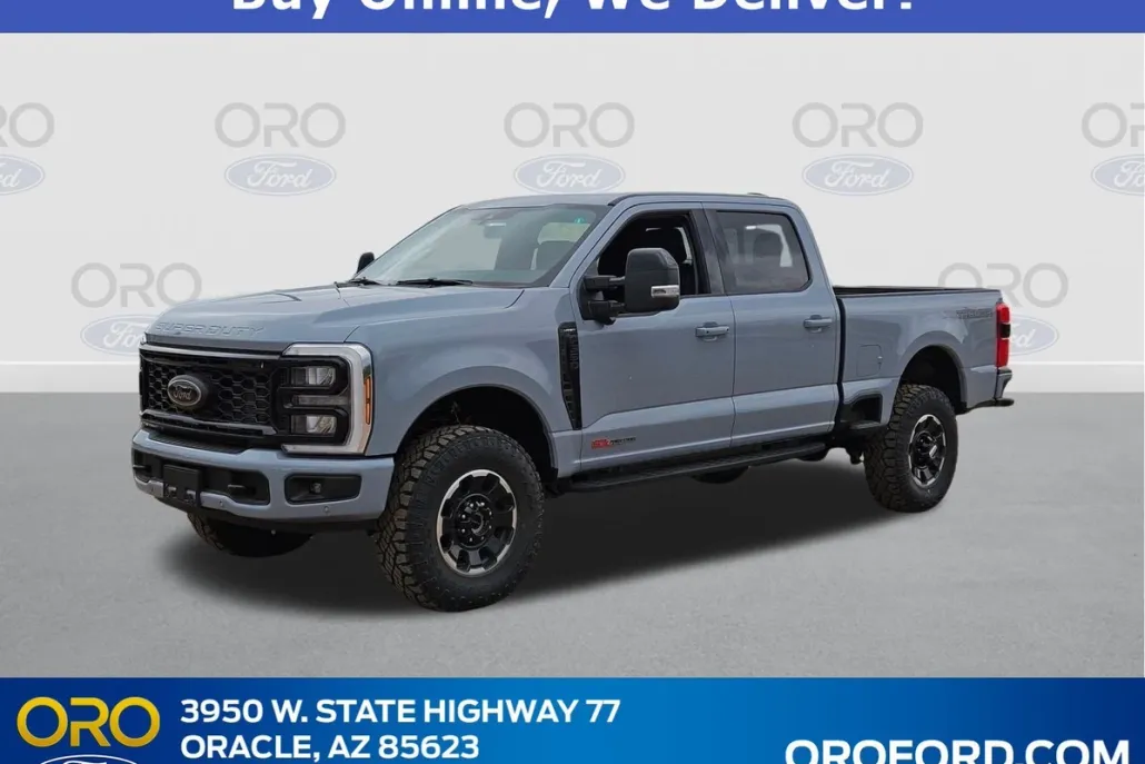 2025 Ford F-350 Lariat photo 1