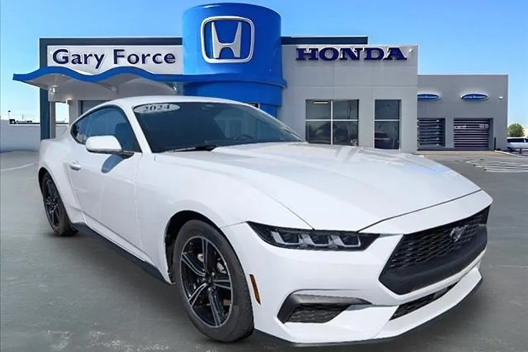 2024 Ford Mustang EcoBoost photo 1