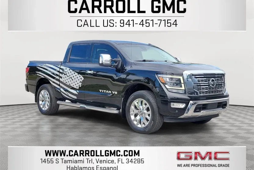2020 Nissan Titan SL photo 1