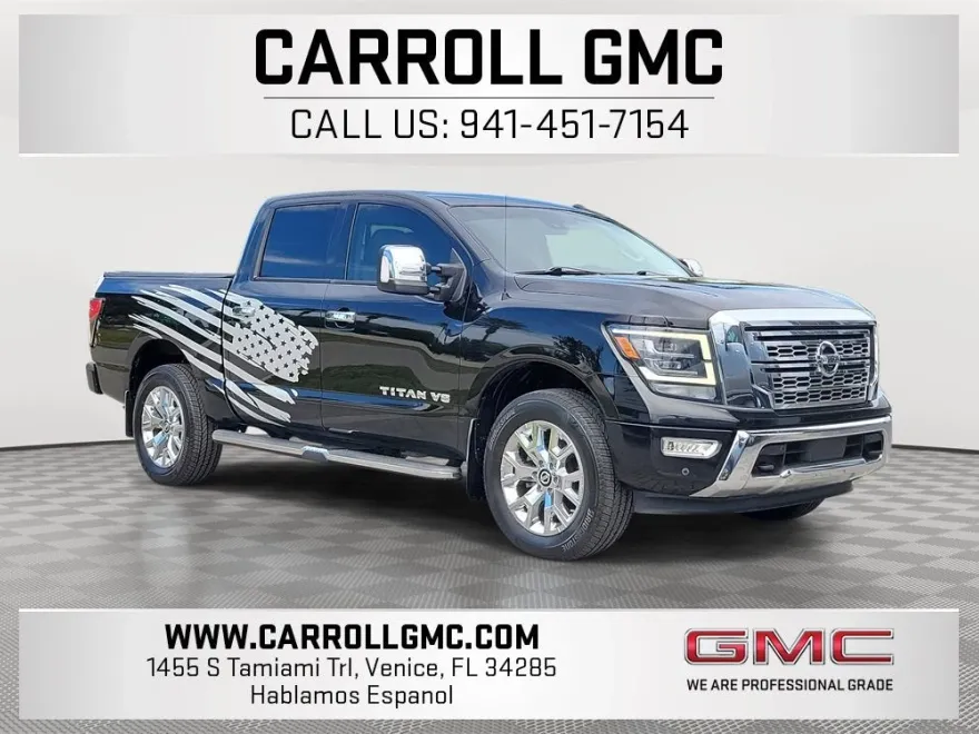 2020 Nissan Titan SL photo 1