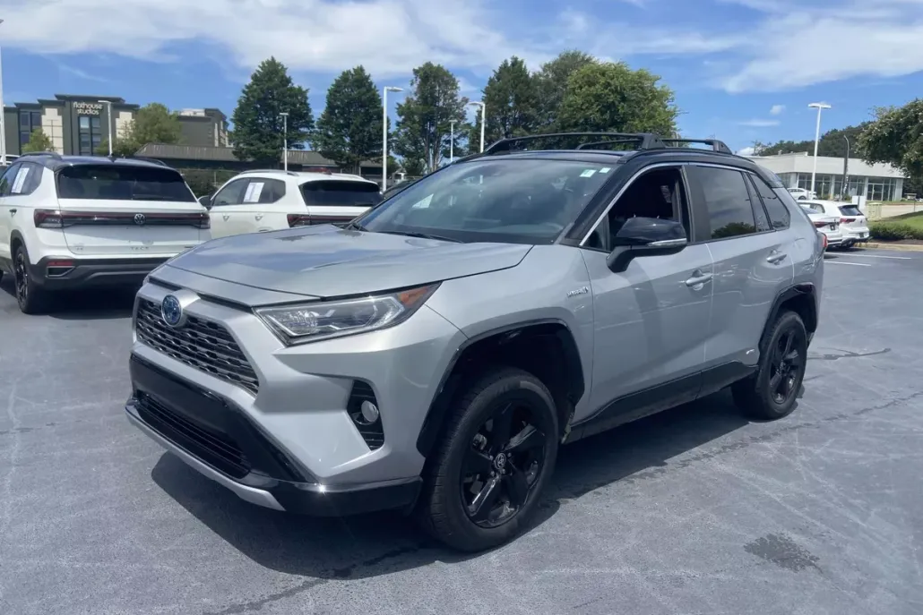2021 Toyota RAV4 Hybrid XSE photo 1