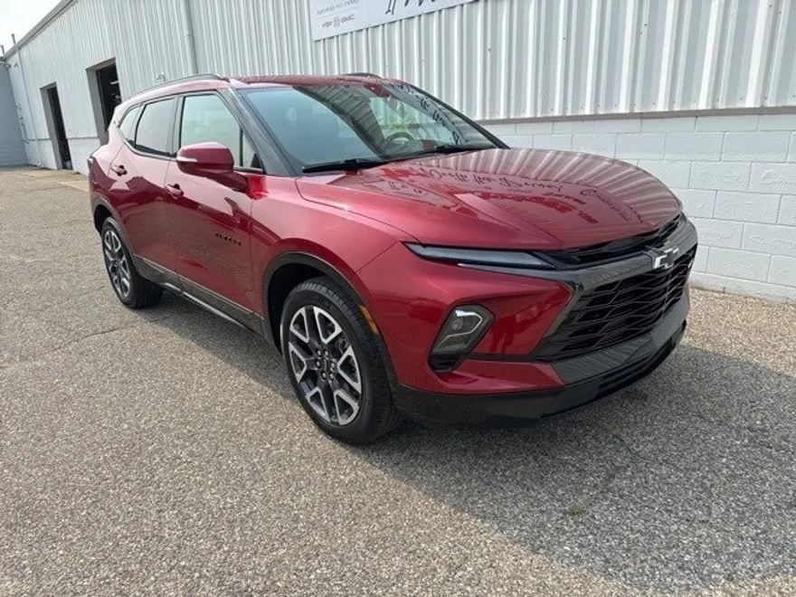 2023 Chevrolet Blazer RS photo 1