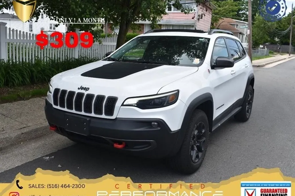 2021 Jeep Cherokee Trailhawk photo 1