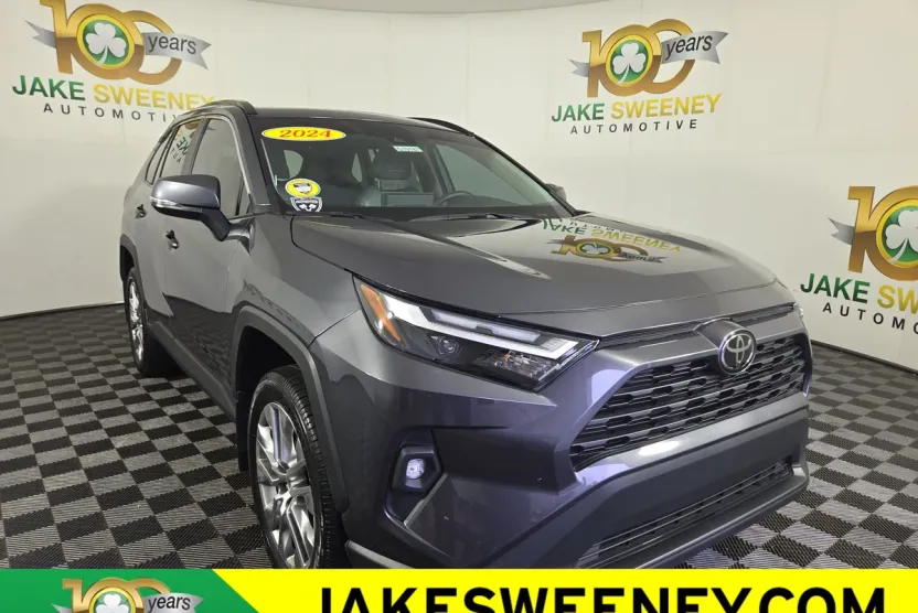 2024 Toyota RAV4 XLE Premium photo 1