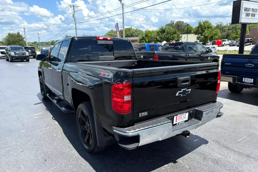 2015 Chevrolet Silverado 1500 LTZ photo 1