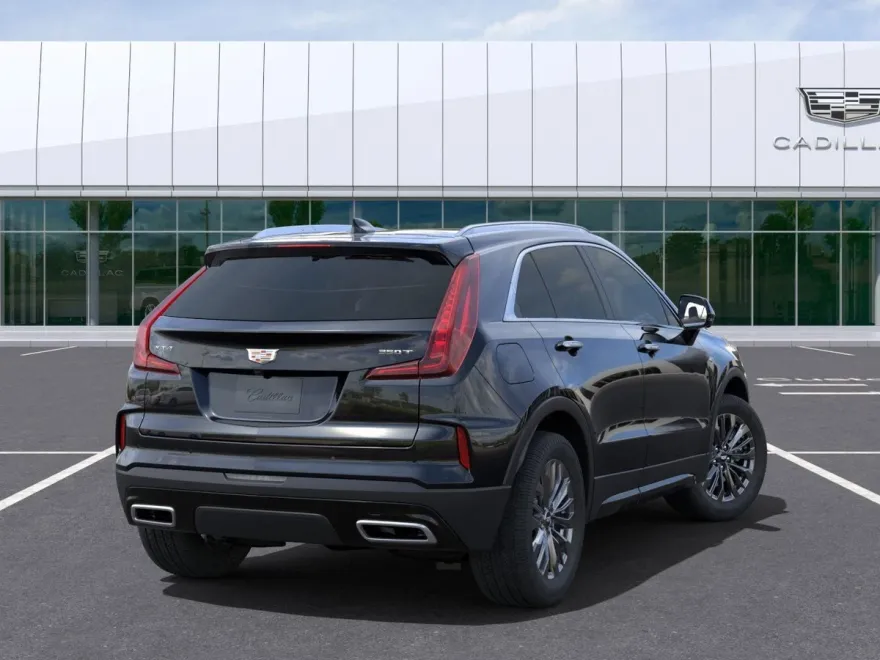 2025 Cadillac XT4 Premium Luxury photo 4