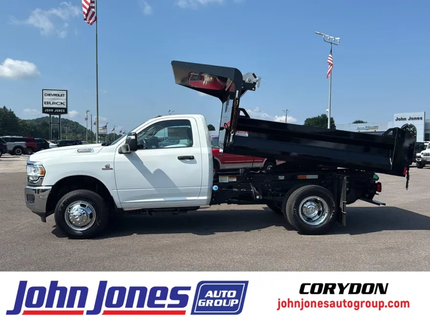2024 Ram 3500 Tradesman photo 1